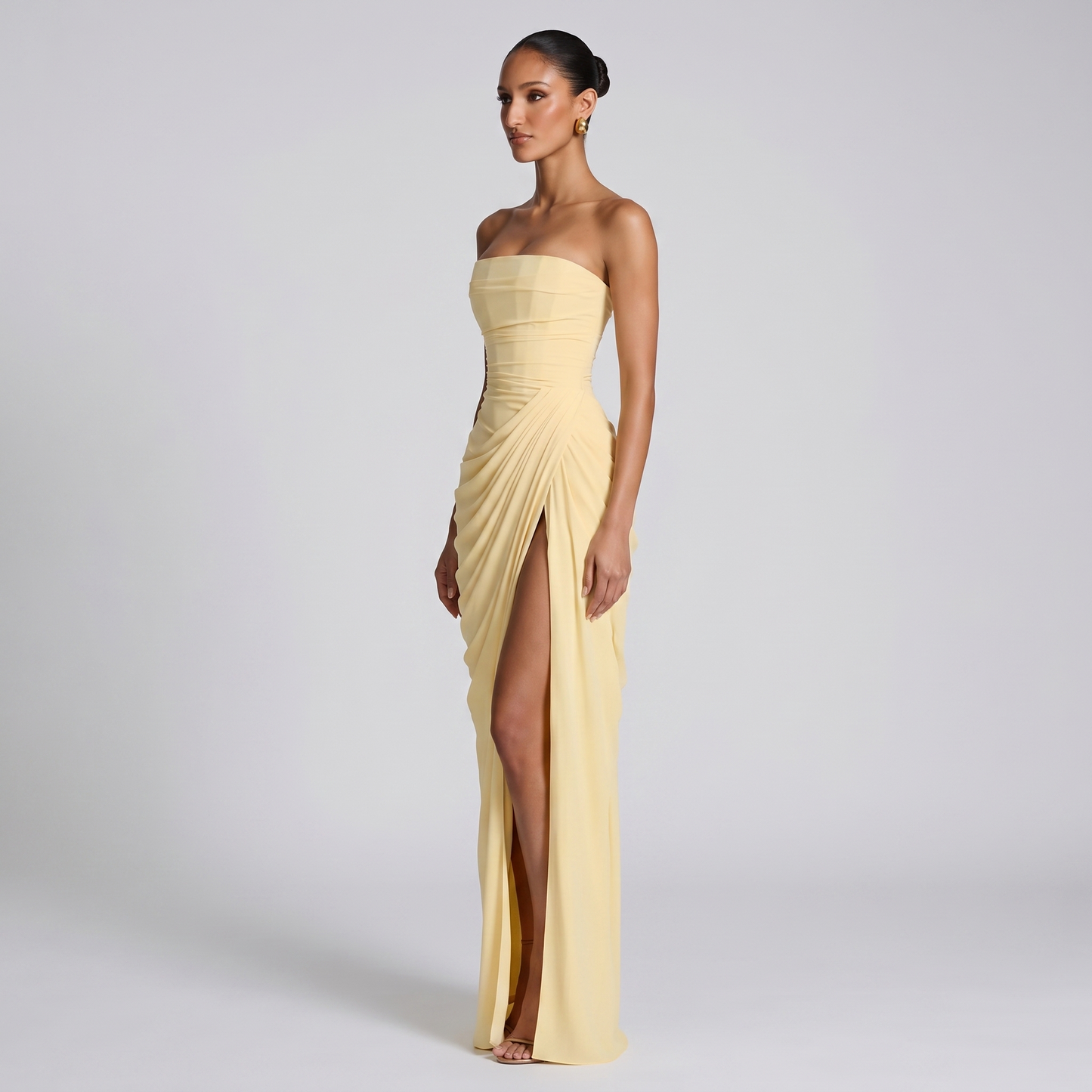 Trägerloses Korsett-Maxikleid