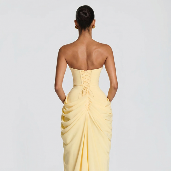 Trägerloses Korsett-Maxikleid