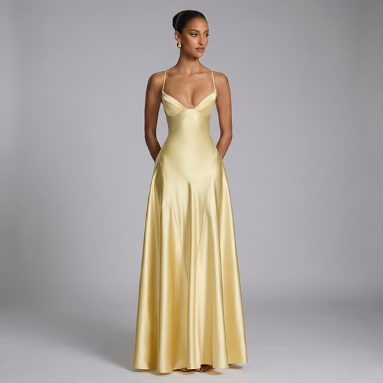 Asterin-Maxikleid mit schmalen Trägern und Schnürung am Rücken