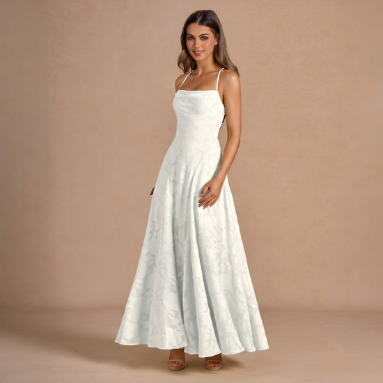 Langes Jacquard-Kleid – schmale Träger und Schnürung am Rücken