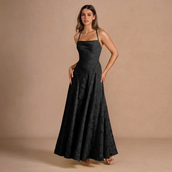 Langes Jacquard-Kleid – schmale Träger und Schnürung am Rücken